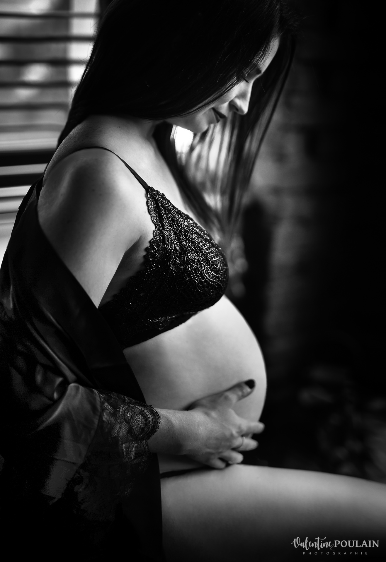 boudoir enceinte - Valentine Poulain