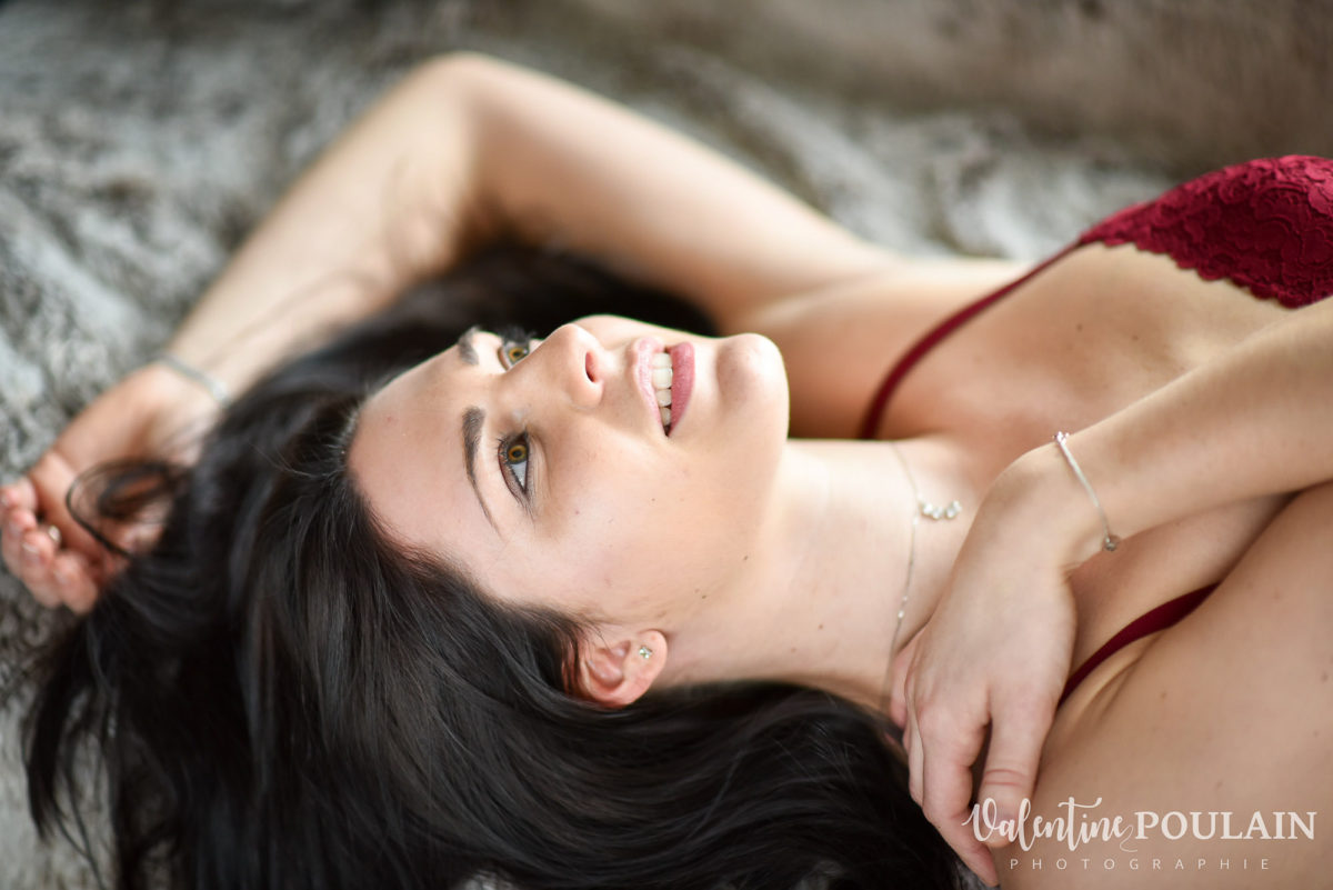 Shooting boudoir hiver Emilie - Valentine Poulain