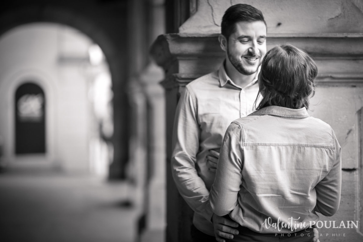 Shooting couple jeux enfants Colmar - Valentine-Poulain look