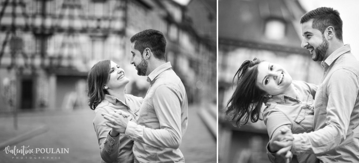 Shooting couple jeux enfants Colmar - Valentine-Poulain n&b
