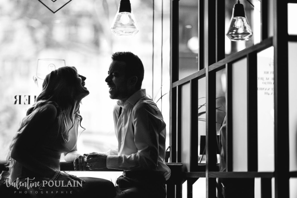 Photo fou-rire - Valentine Poulain engagement