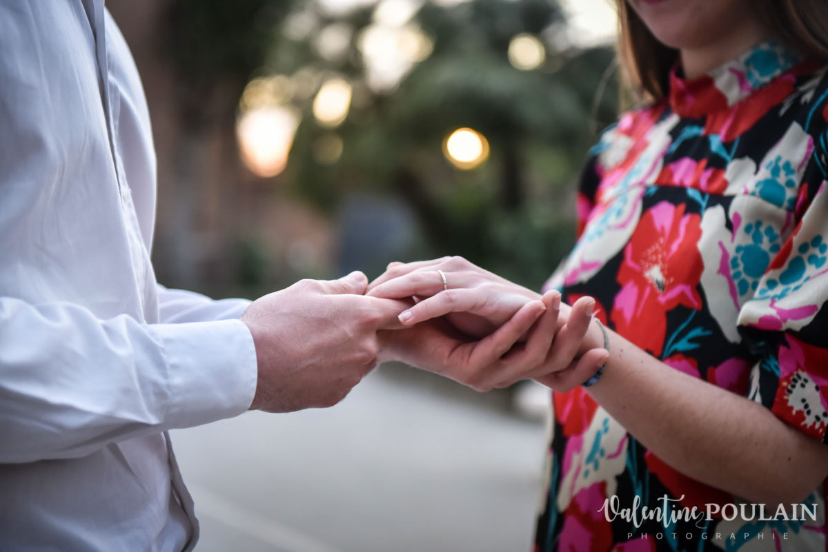 Shooting couple demande mariage Rome bague