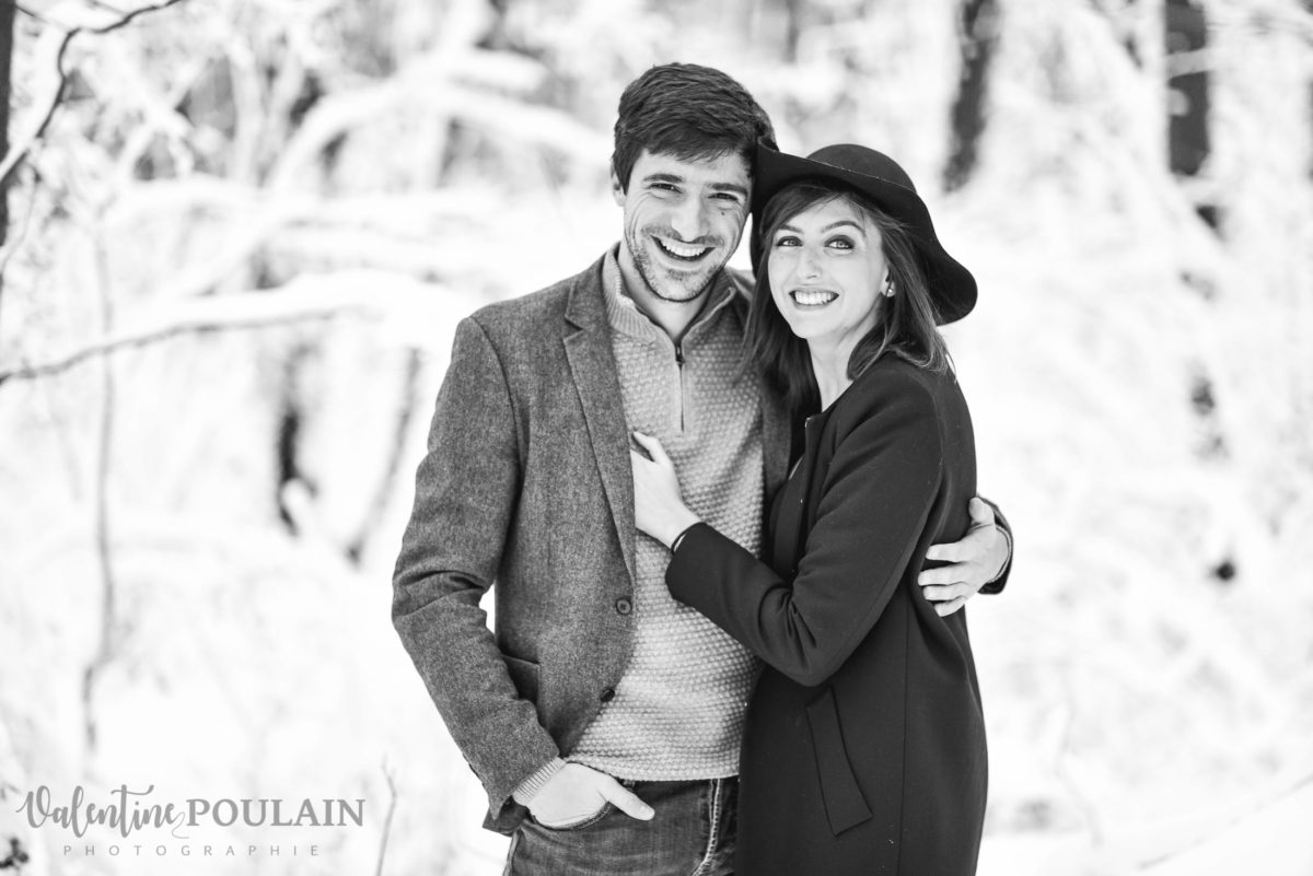 Shooting couple hivernal - Valentine Poulain sourire