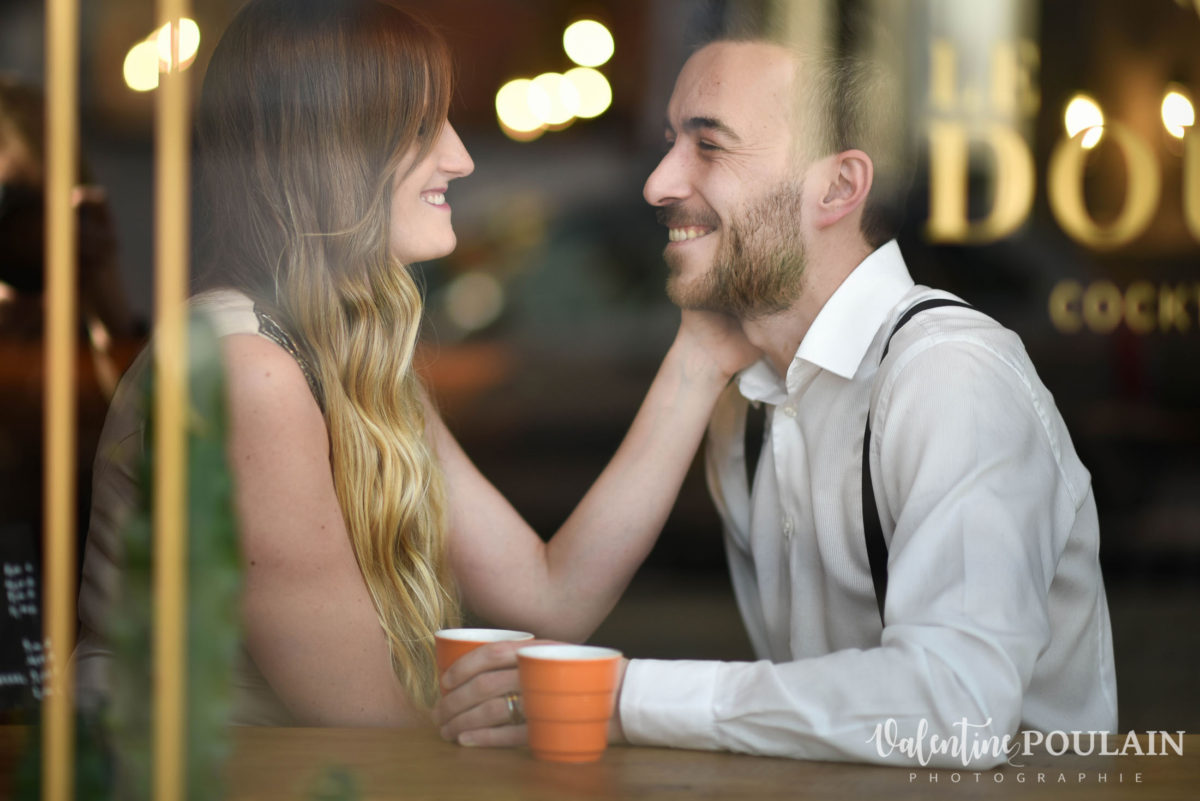 Shooting engagement demande mariage bar rires