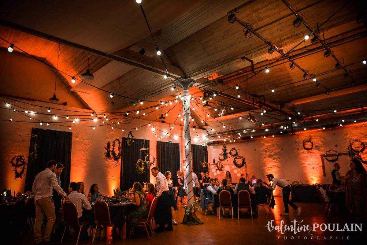 Mariage hippie funky - Valentine Poulain salle