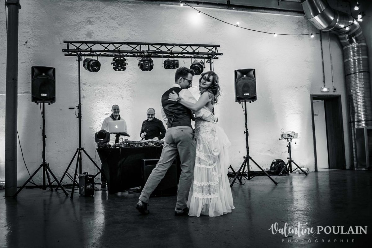 Mariage hippie funky - Valentine Poulain danse