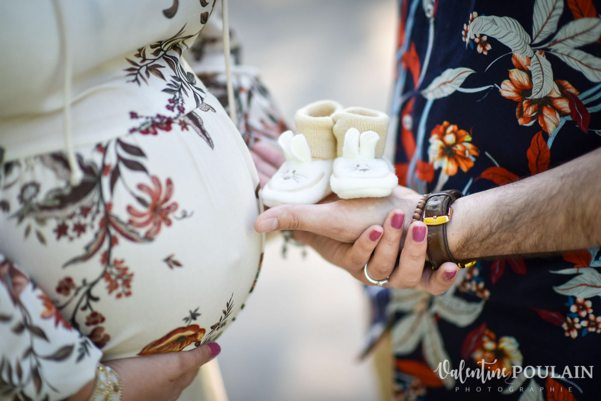 Shooting Grossesse bohème chaussons