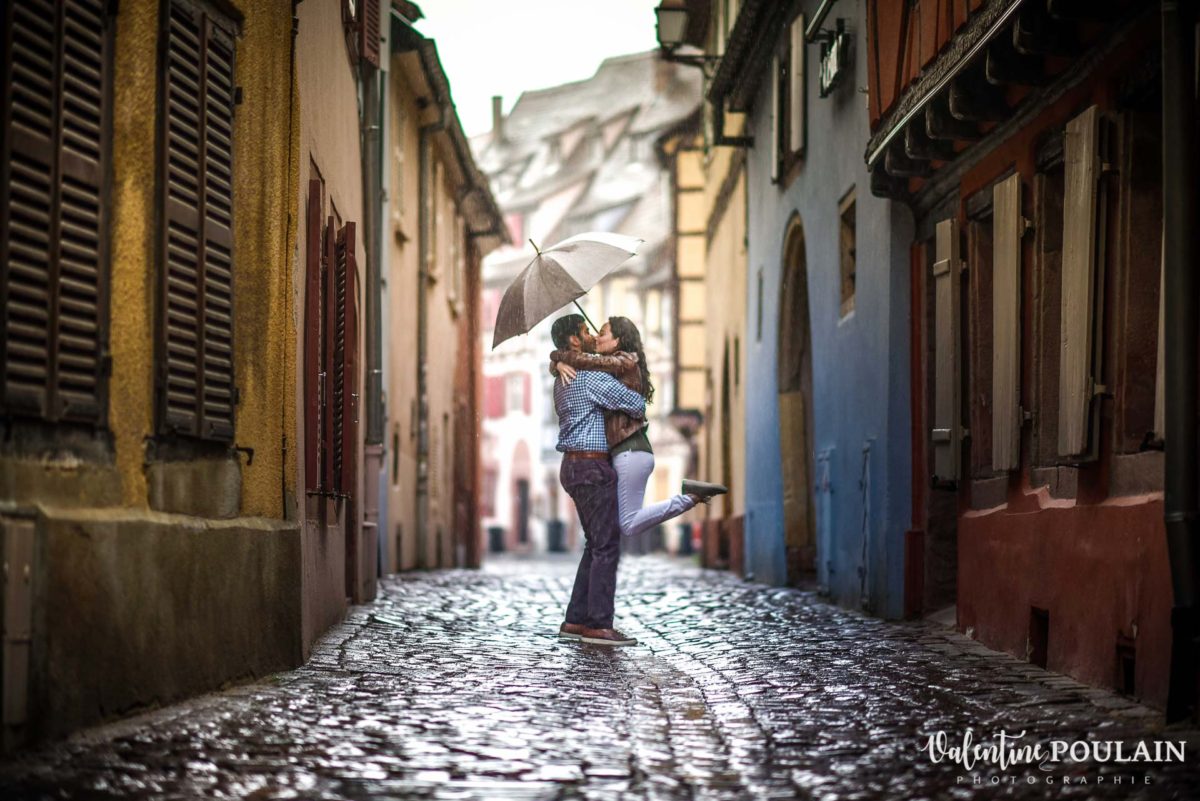 Demande mariage Colmar pluie - Valentine Poulain sauter