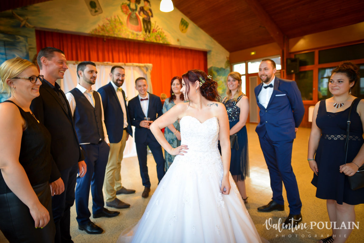 Mariage Mini rouge Fréland - Valentine Poulain amis