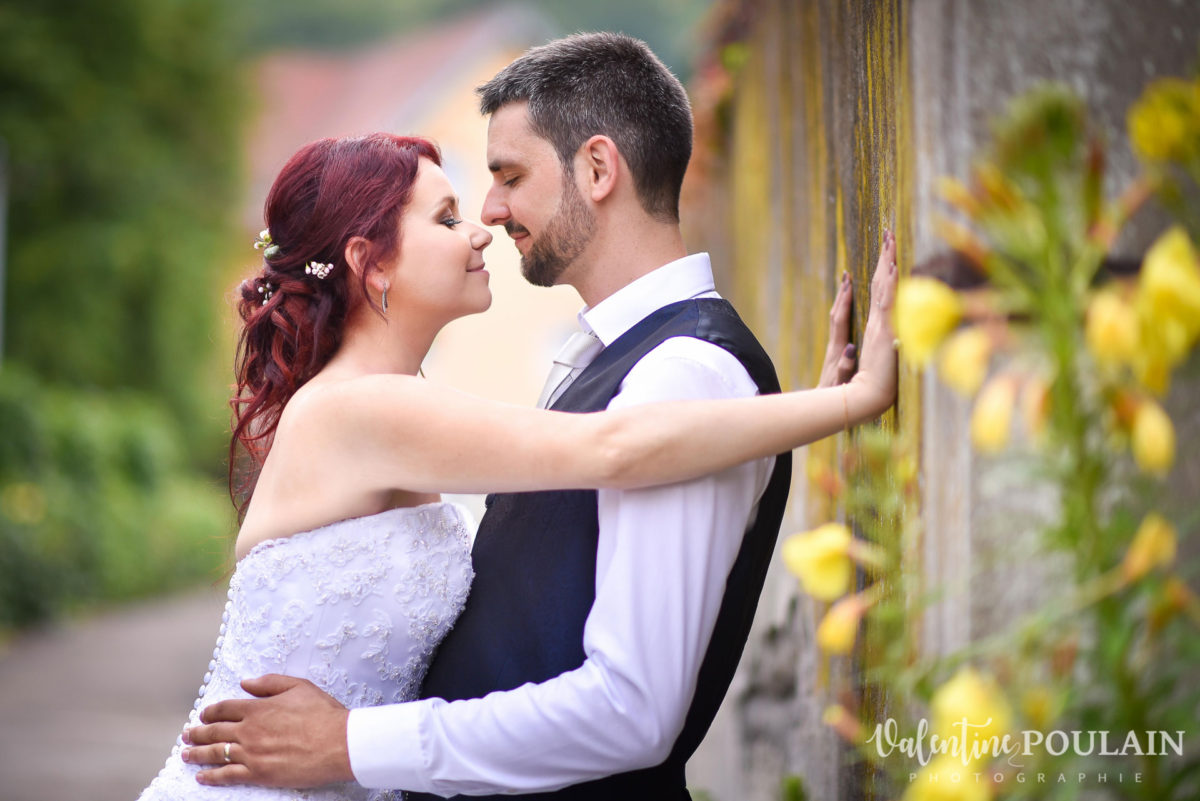Mariage Mini rouge Fréland - Valentine Poulain mur