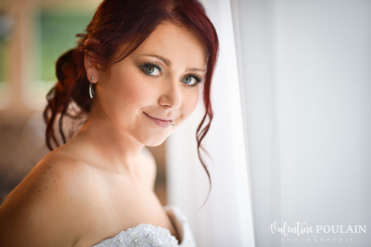 Mariage Mini rouge Fréland - Valentine Poulain portrait