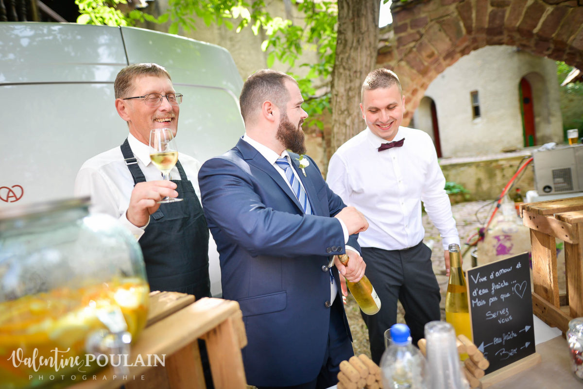 Mariage rock moto Gueberschwihr - Valentine Poulain apéritif1