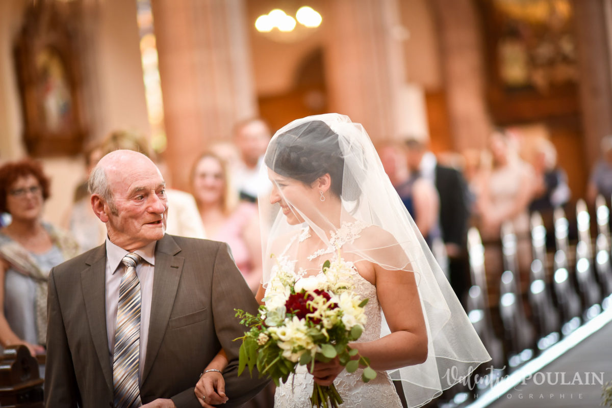 Mariage rock moto Gueberschwihr - Valentine Poulain église 5