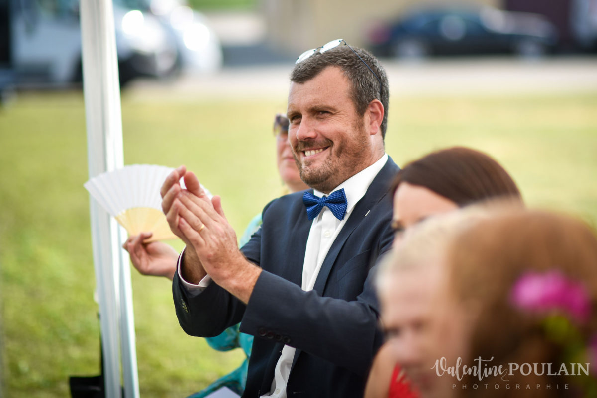 Mariage joyeux vert rose applaudissement - Valentine Poulain