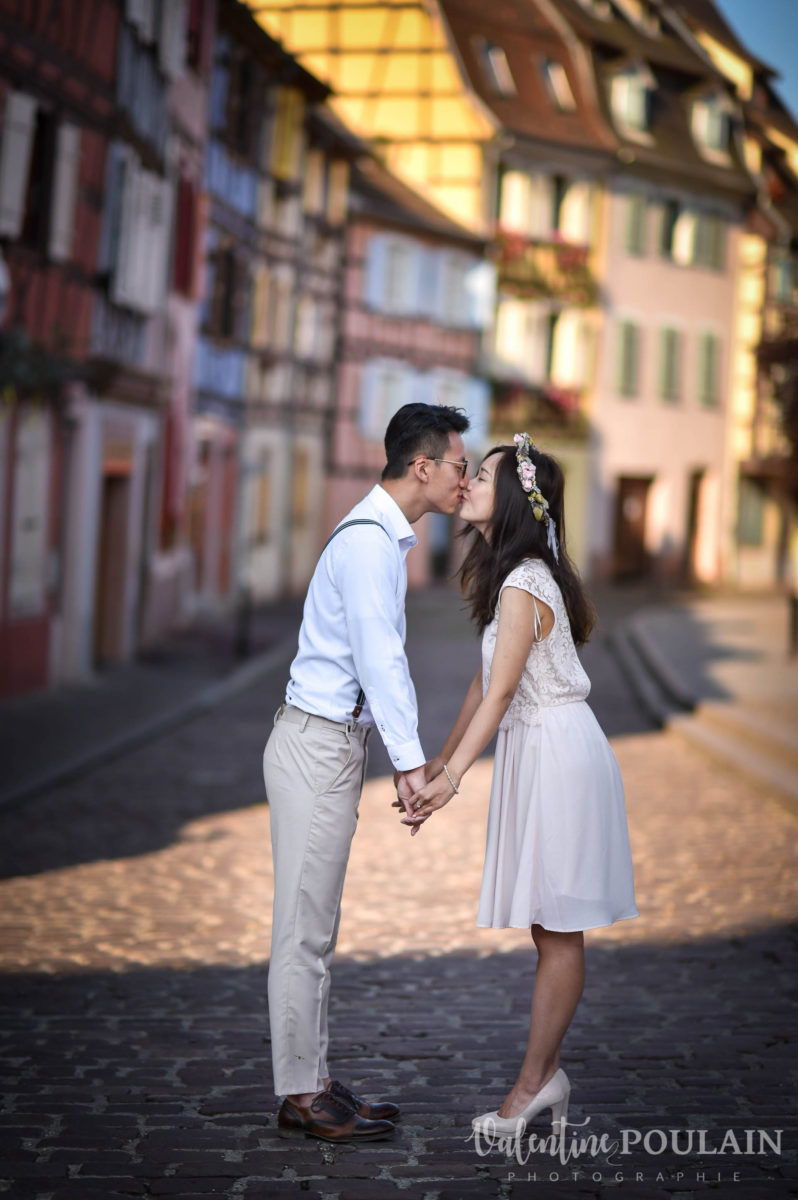 Save the date Colmar couple chinois - Valentine Poulain baiser