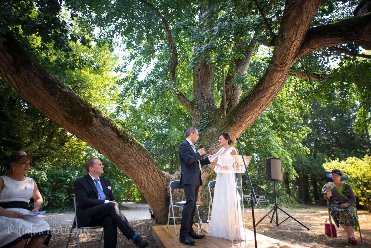 Mariage musée papier peint - Valentine Poulain discours