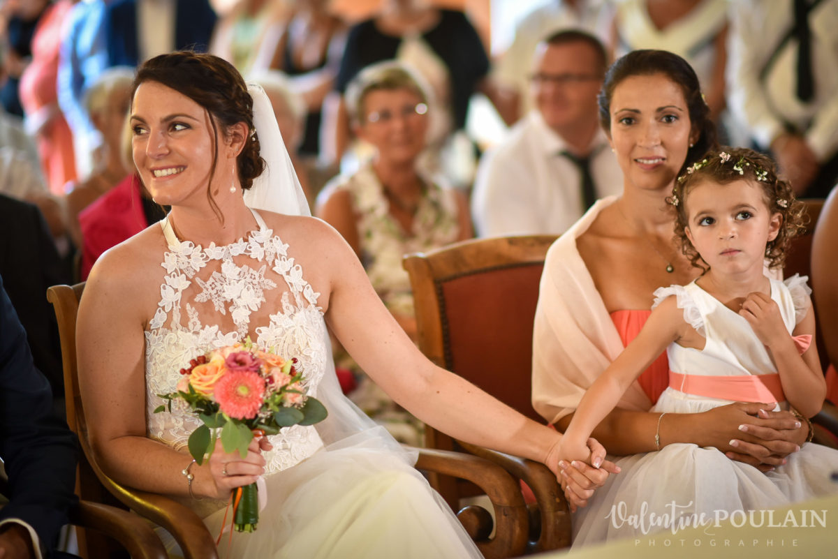 Mariage viticole Petit Wettolsheim - Valentine Poulain mains