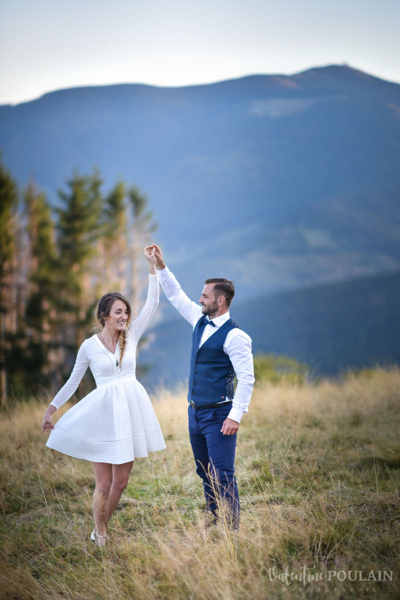 Mariage intimiste montagne - Valentine Poulain valse