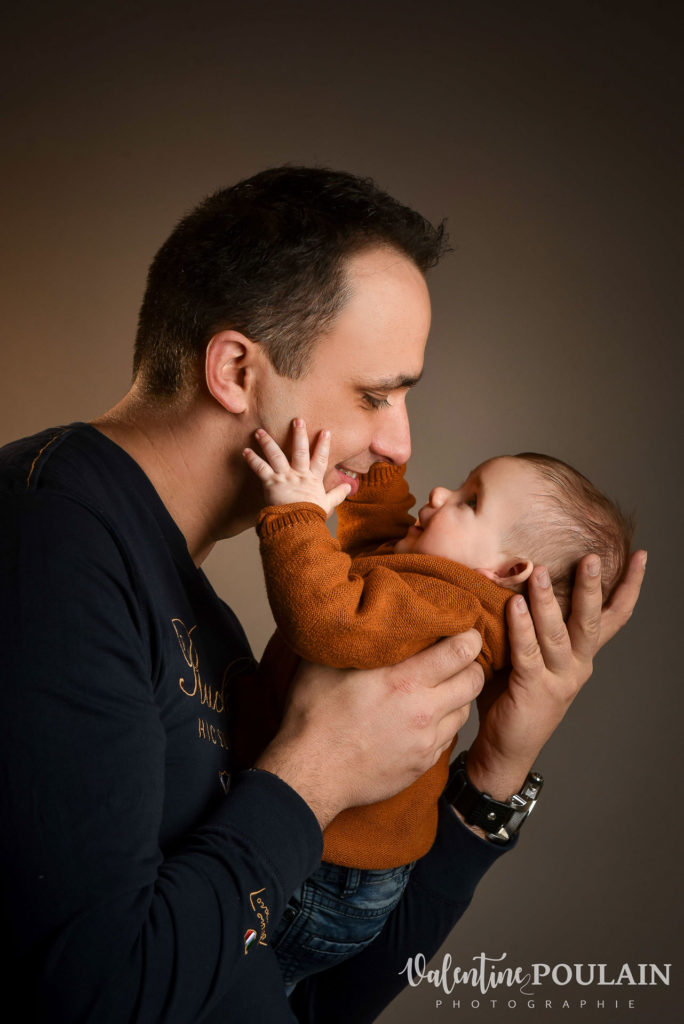 Shooting famille quel âge - Valentine Poulain mains