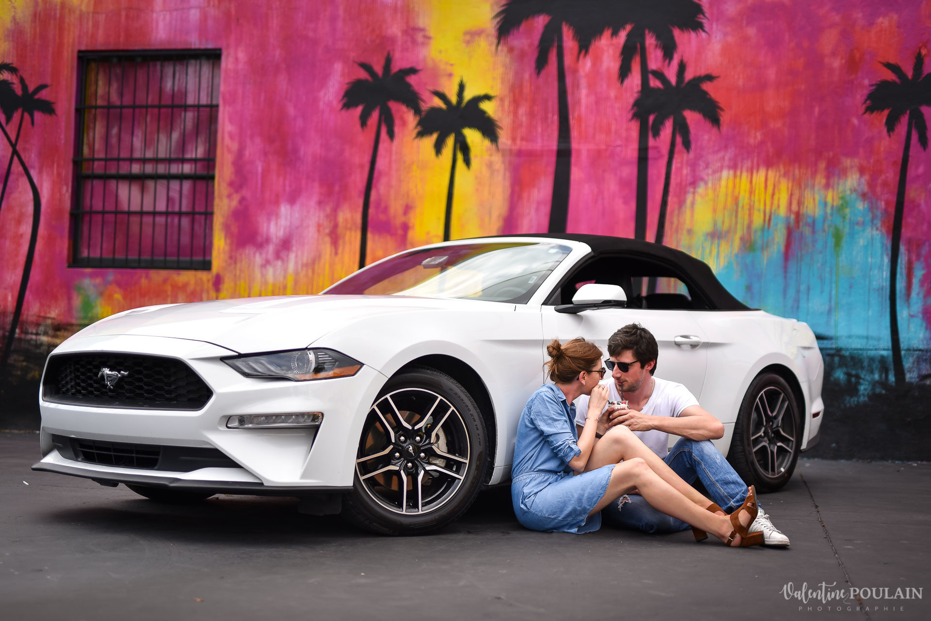 Couple Miami Wynwood - Valentine Poulain assis