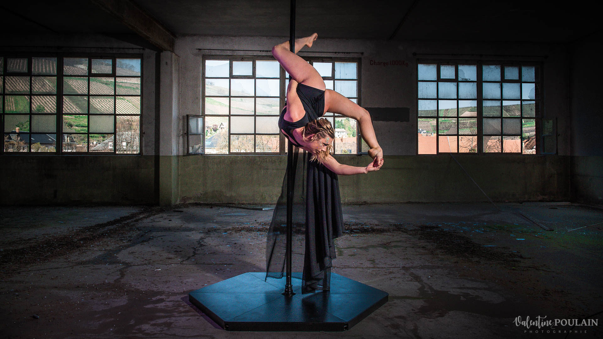 Shooting Pole Dance gymnastique - Valentine Poulain figure