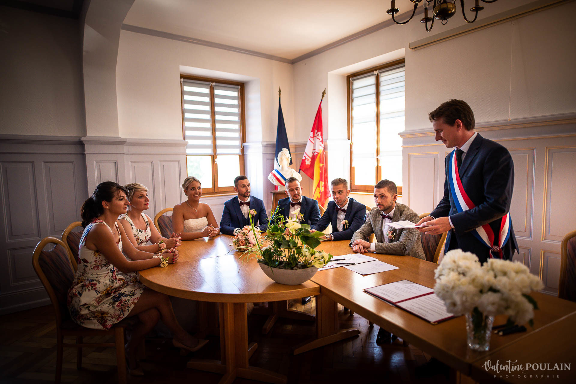 Mariage fun Petit Wettolsheim - Valentine Poulain mairie