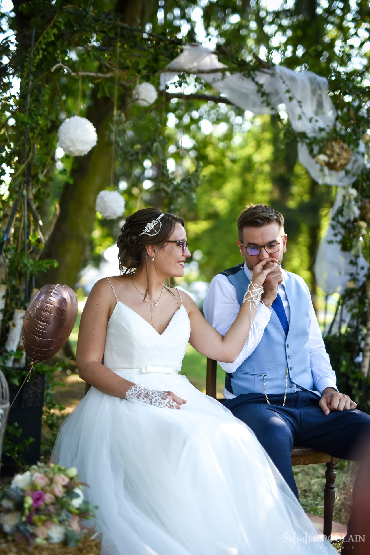 Cérémonie laïque années 20 - Valentine Poulain baisers main