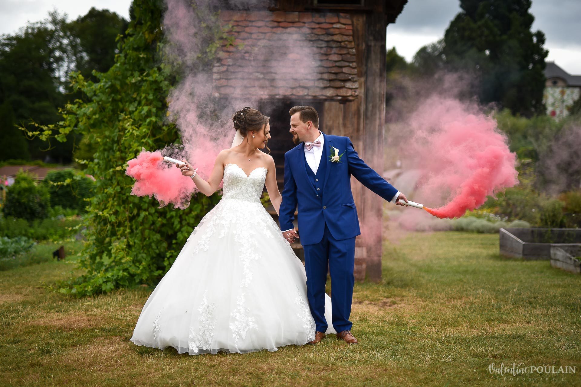 Mariage cool ferme weyerbach - Valentine Poulain fumigènes