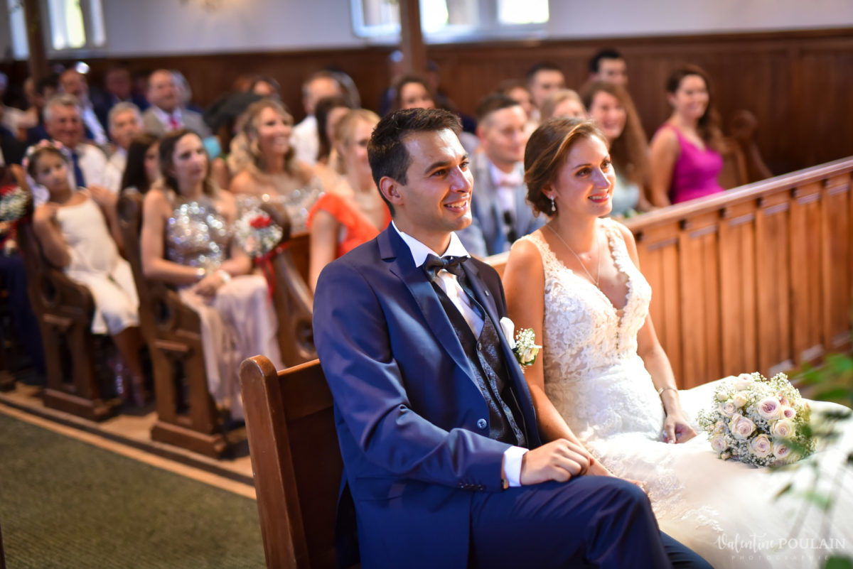 Mariage romantique Domaine Beaupré - Valentine Poulain rigoler
