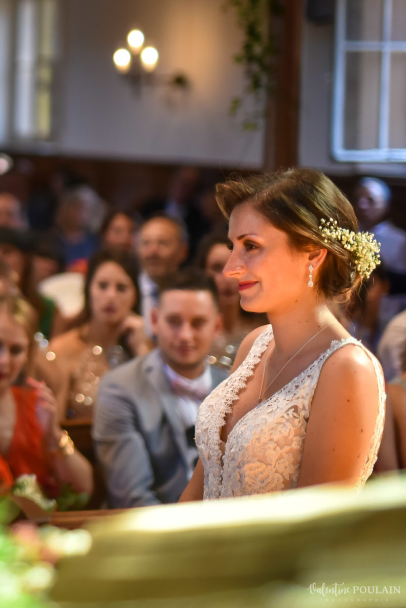 Mariage romantique Domaine Beaupré - Valentine Poulain sourire