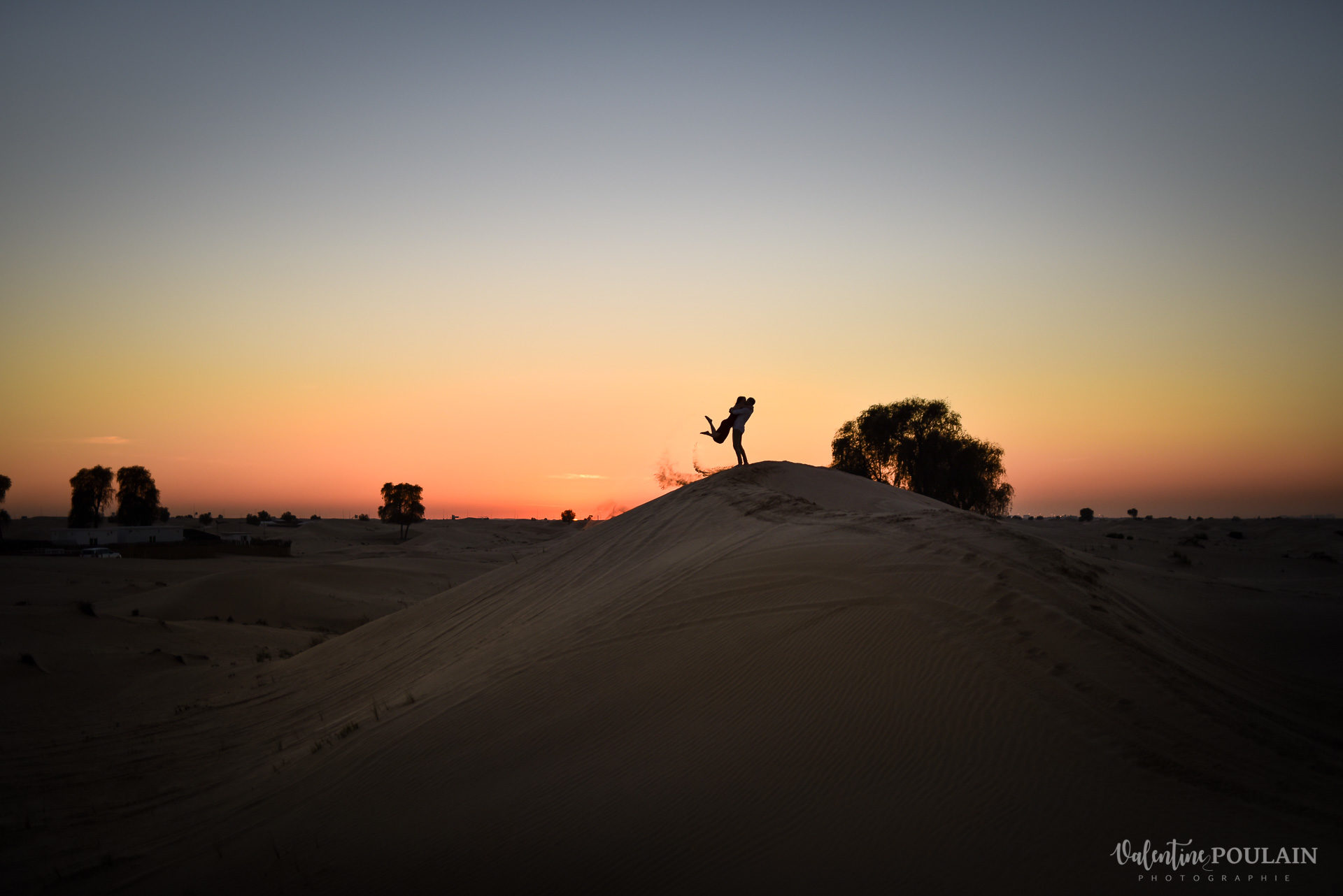 Demande en mariage Désert Dubaï - Valentine Poulain saut