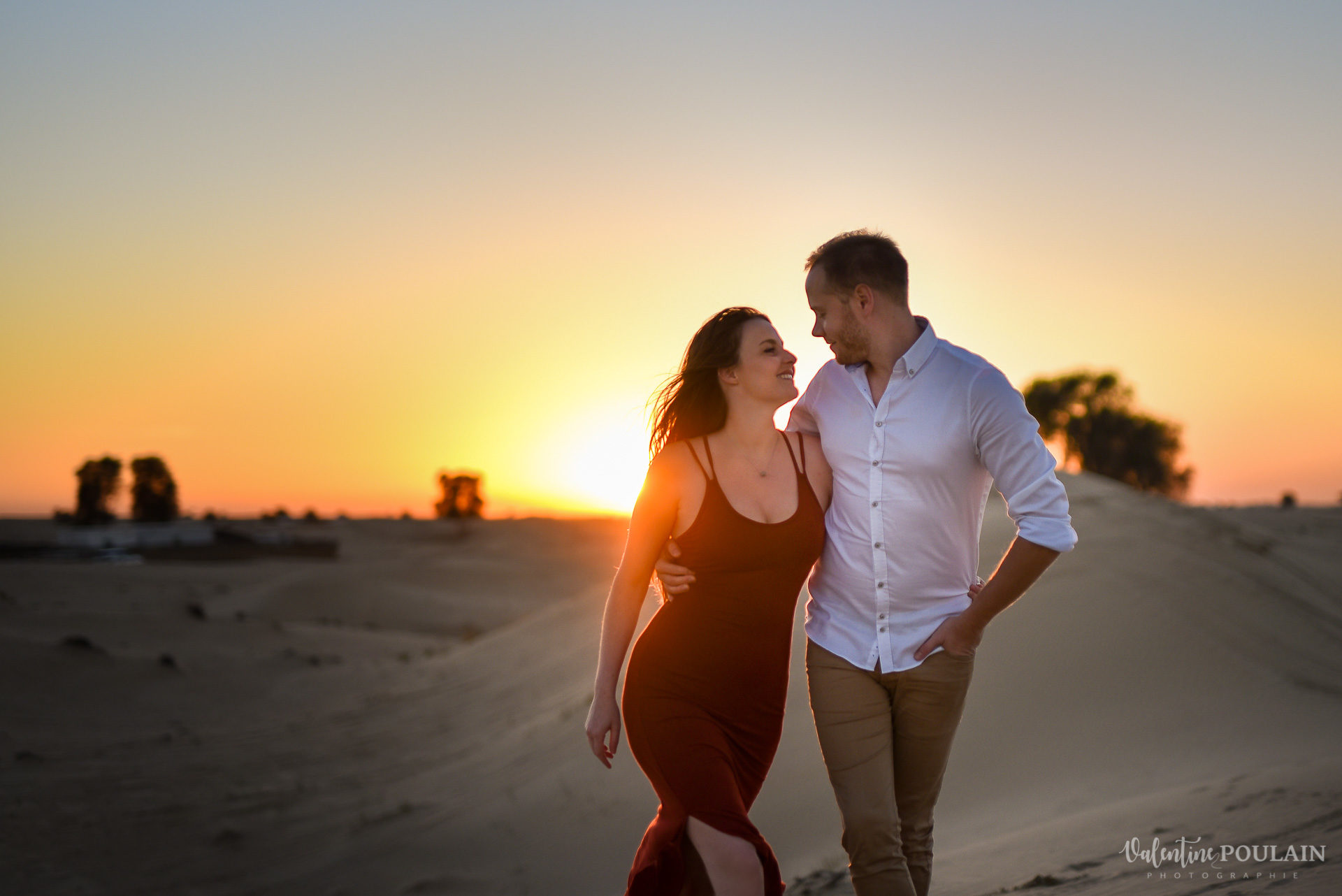Dubai desert couple - valentine poulain