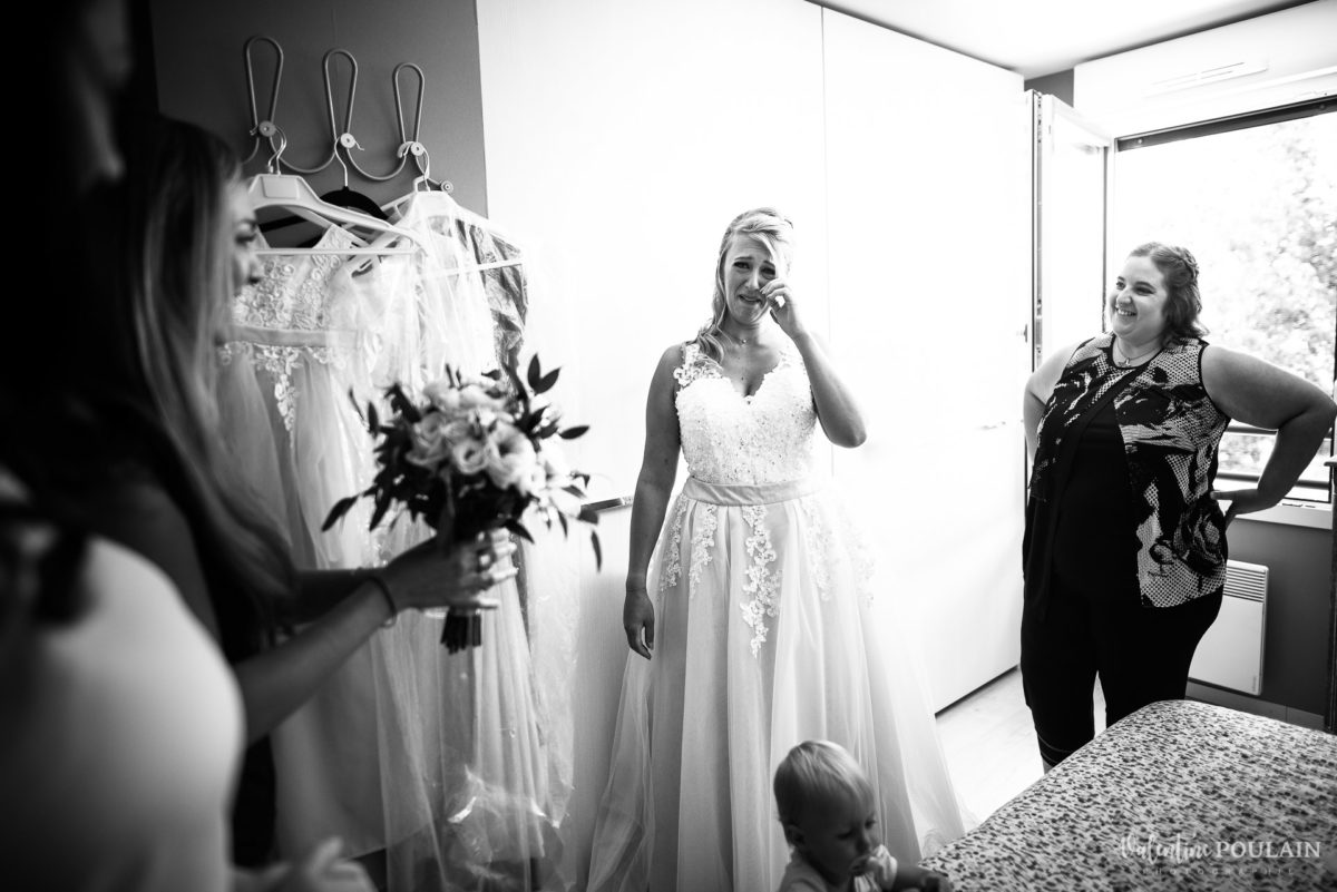 Mariage fun kermesse party - Valentine Poulain émue