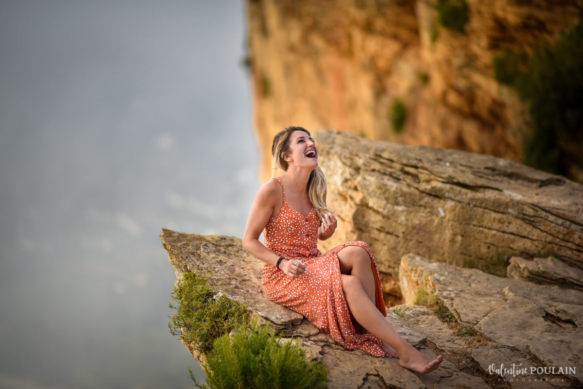 fou-rire Shooting Portrait Calanques Sud - Valentine Poulain