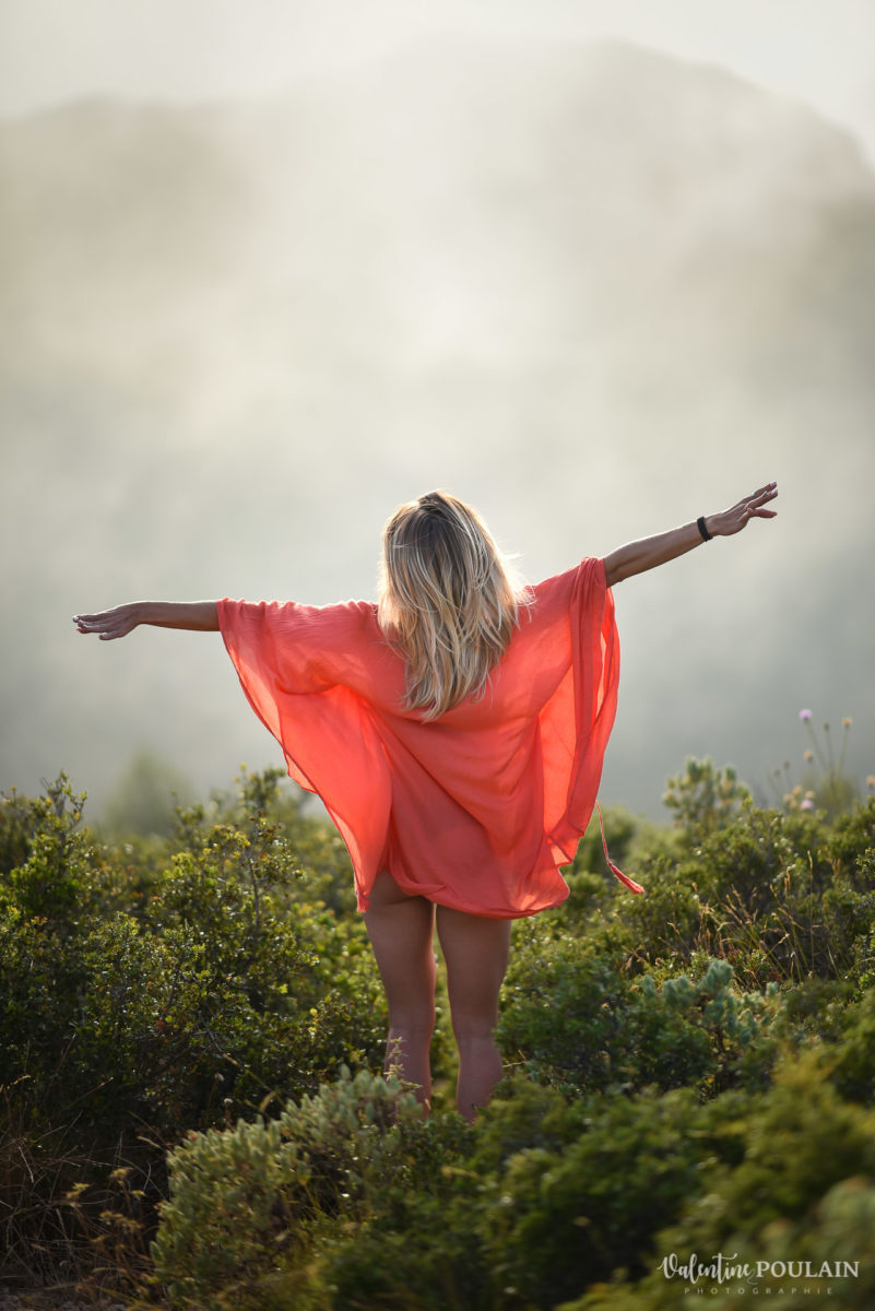 Liberté Shooting Portrait Calanques Sud - Valentine Poulain