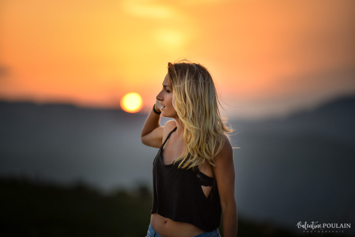 Sunset shooting Portrait Calanques Sud - Valentine Poulain