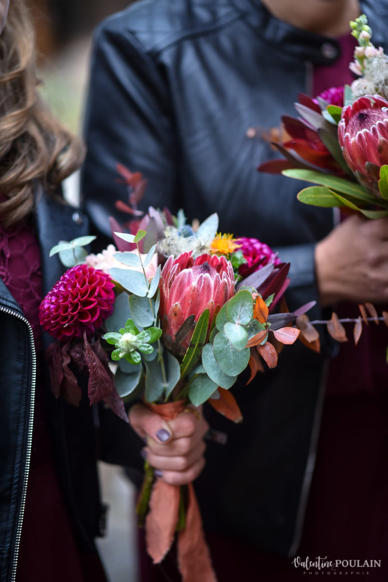 Mariage rock automne Domaine du Hirtz - Valentine Poulain fleur demoiselles d'honneur