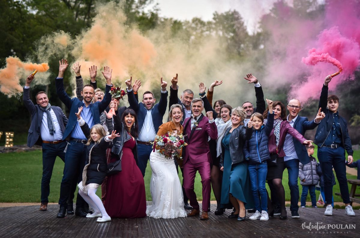 Mariage rock automne Domaine du Hirtz - Valentine Poulain groupe fumigènes