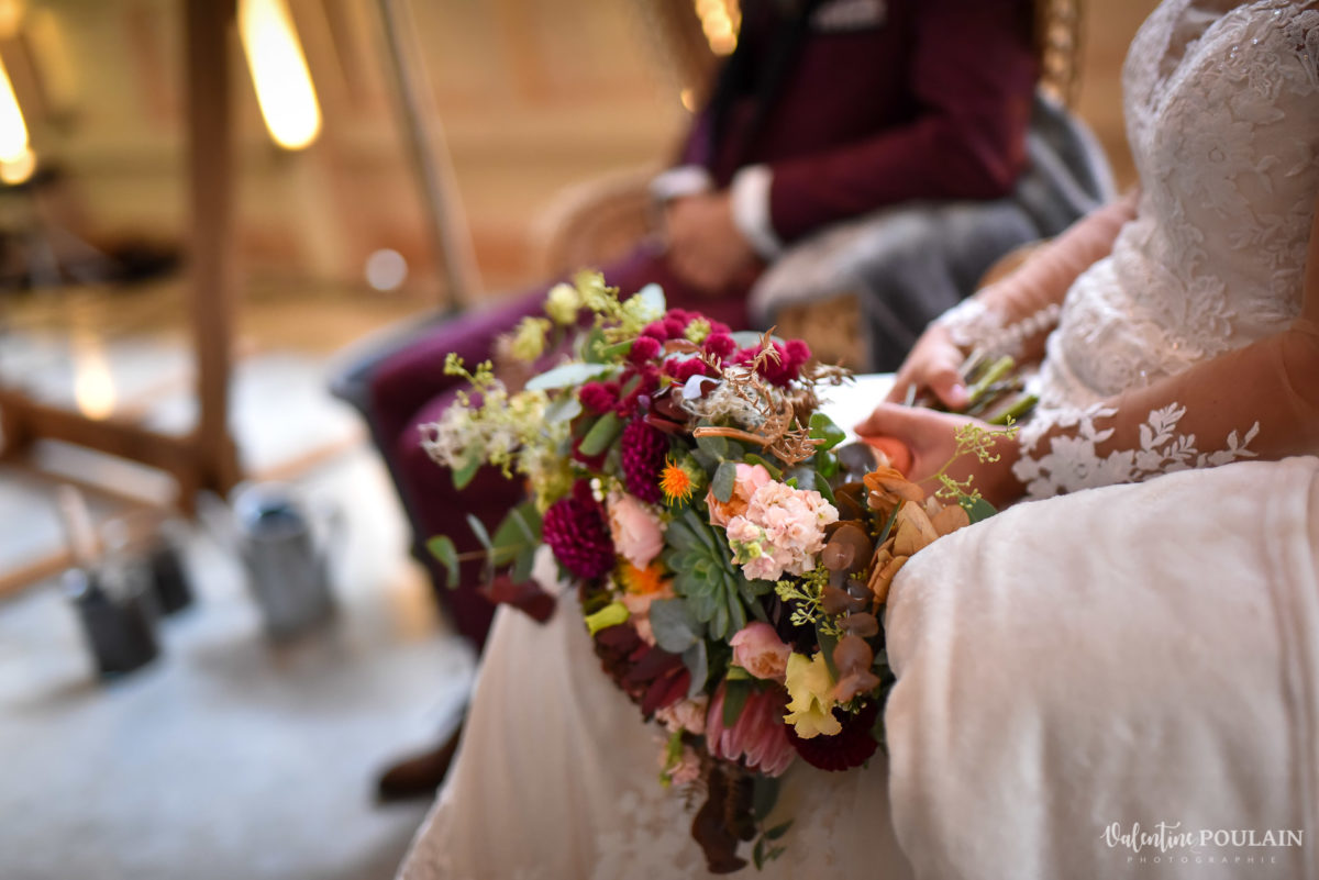 Mariage rock automne Domaine du Hirtz - Valentine Poulain cérémonie laïque fleurs
