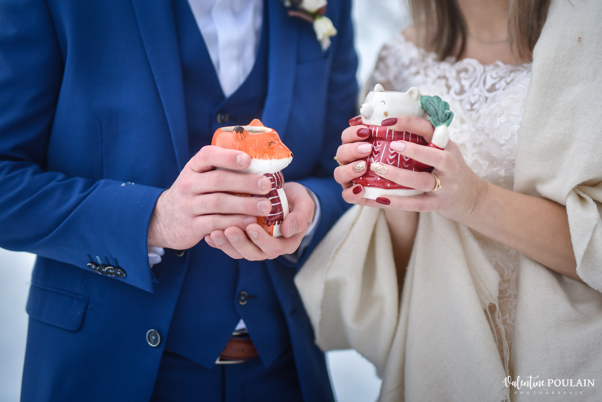 Photo mariage neige hiver - Valentine Poulain chocolat chaud