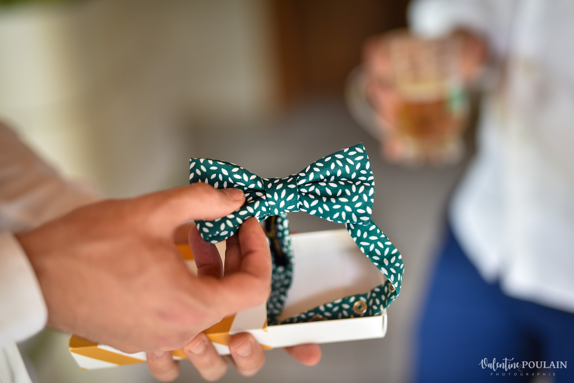 Mariage La Drille au bord de l'eau - Valentine Poulain noeuds