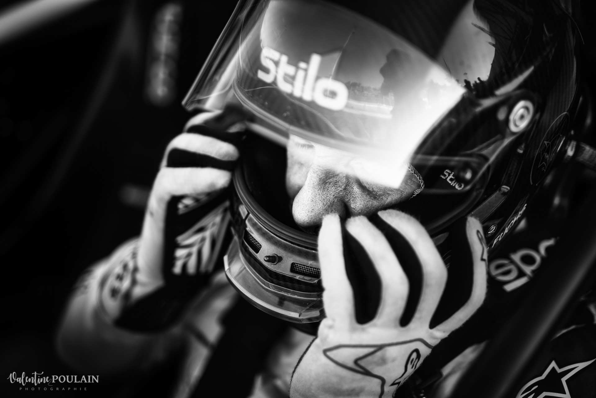 Portrait de pilote Evenement sportif Bugatti Chiron pur sport -automobile_Valentine Poulain -