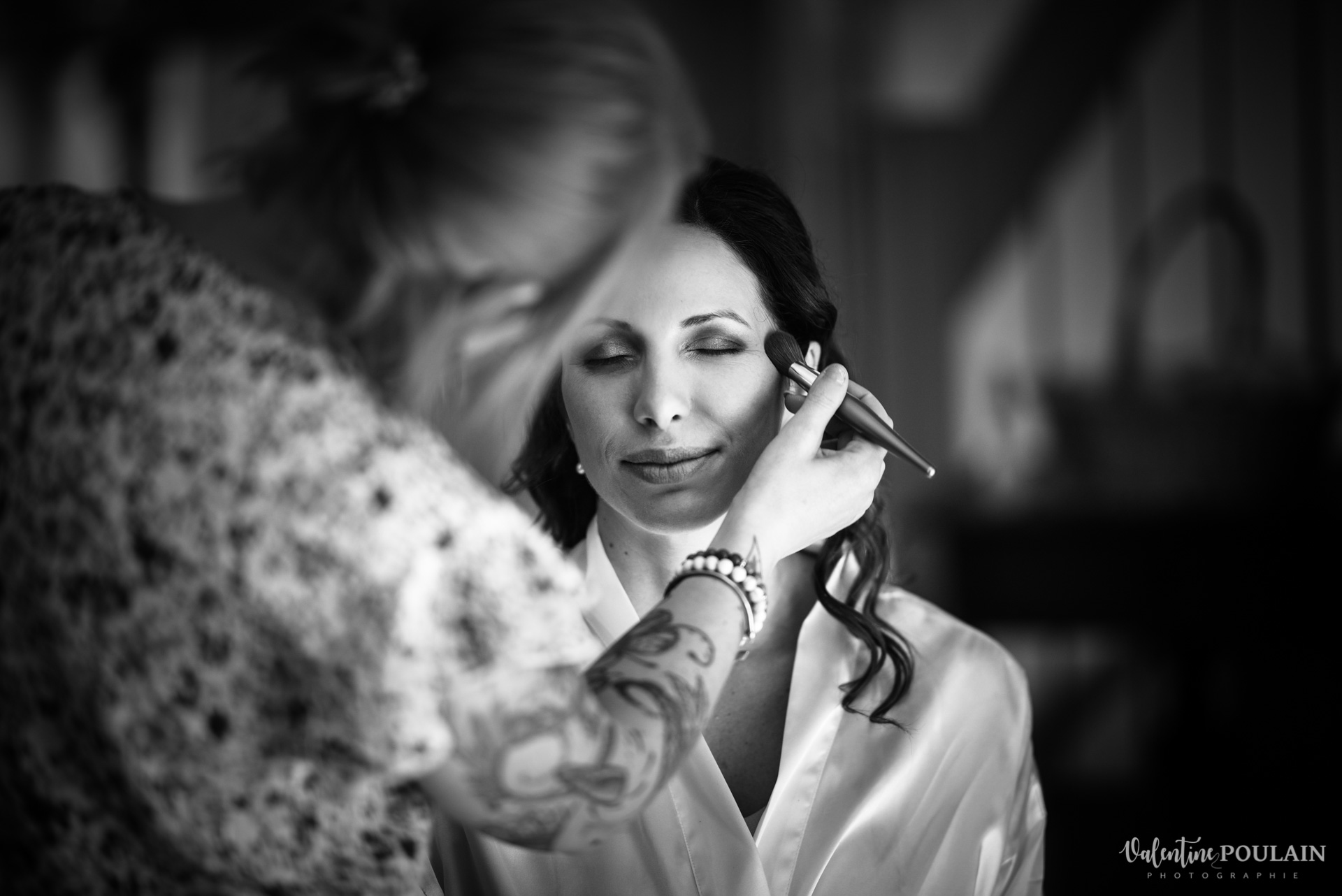 Mariage cérémonie laïque Moulin-de la Mangue - Valentine Poulain make up