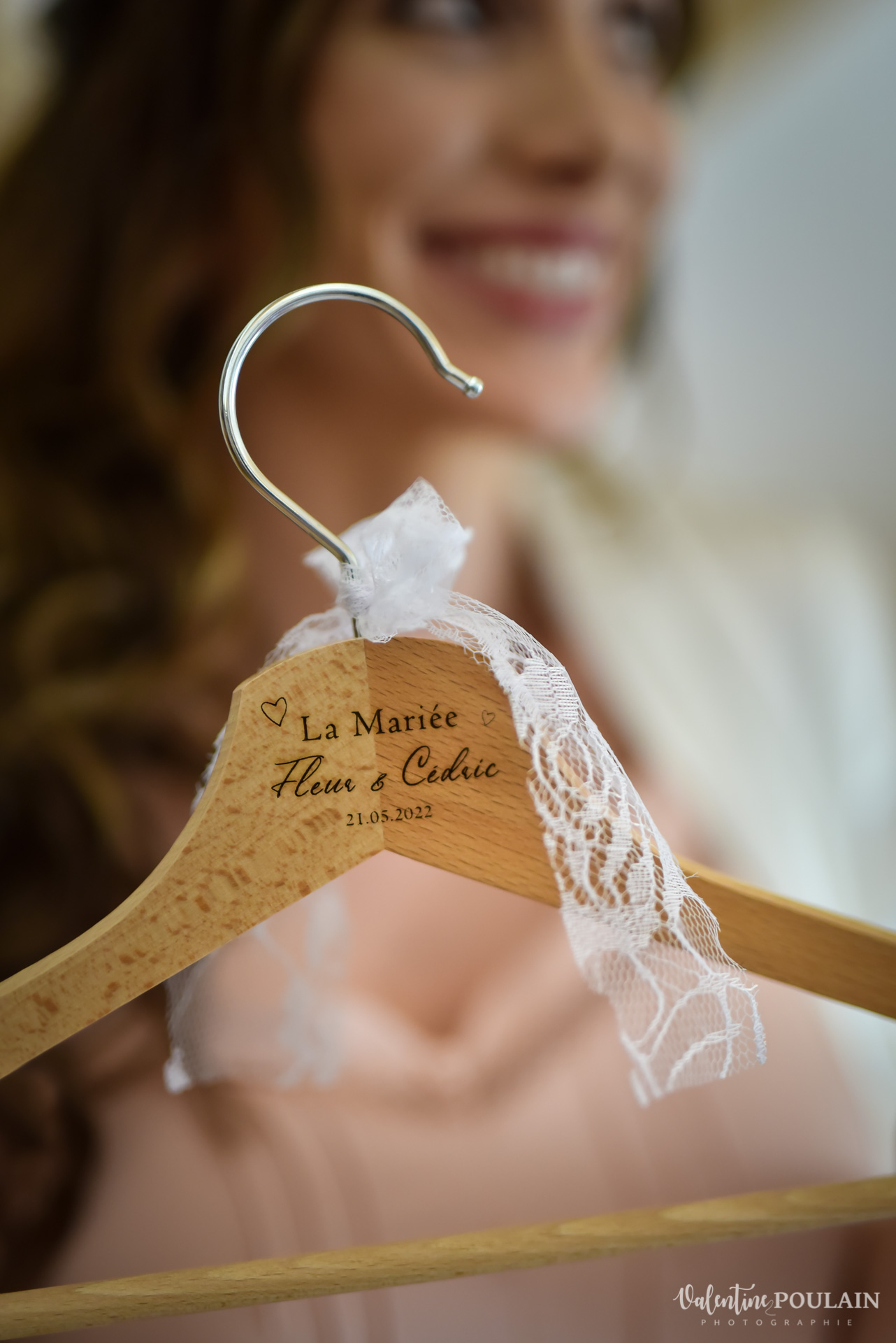 Mariage cérémonie laïque Moulin-de la Mangue - Valentine Poulain ceintre