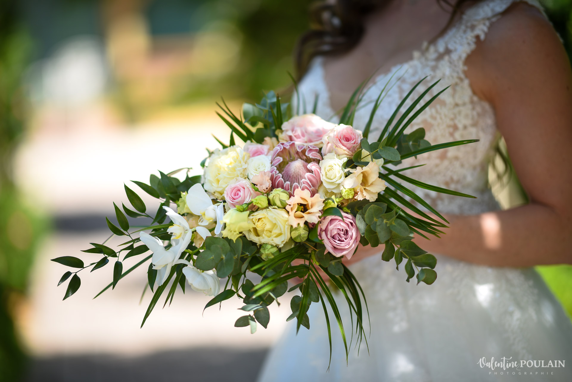 Mariage cérémonie laïque Moulin-de la Mangue - Valentine Poulain bouquet