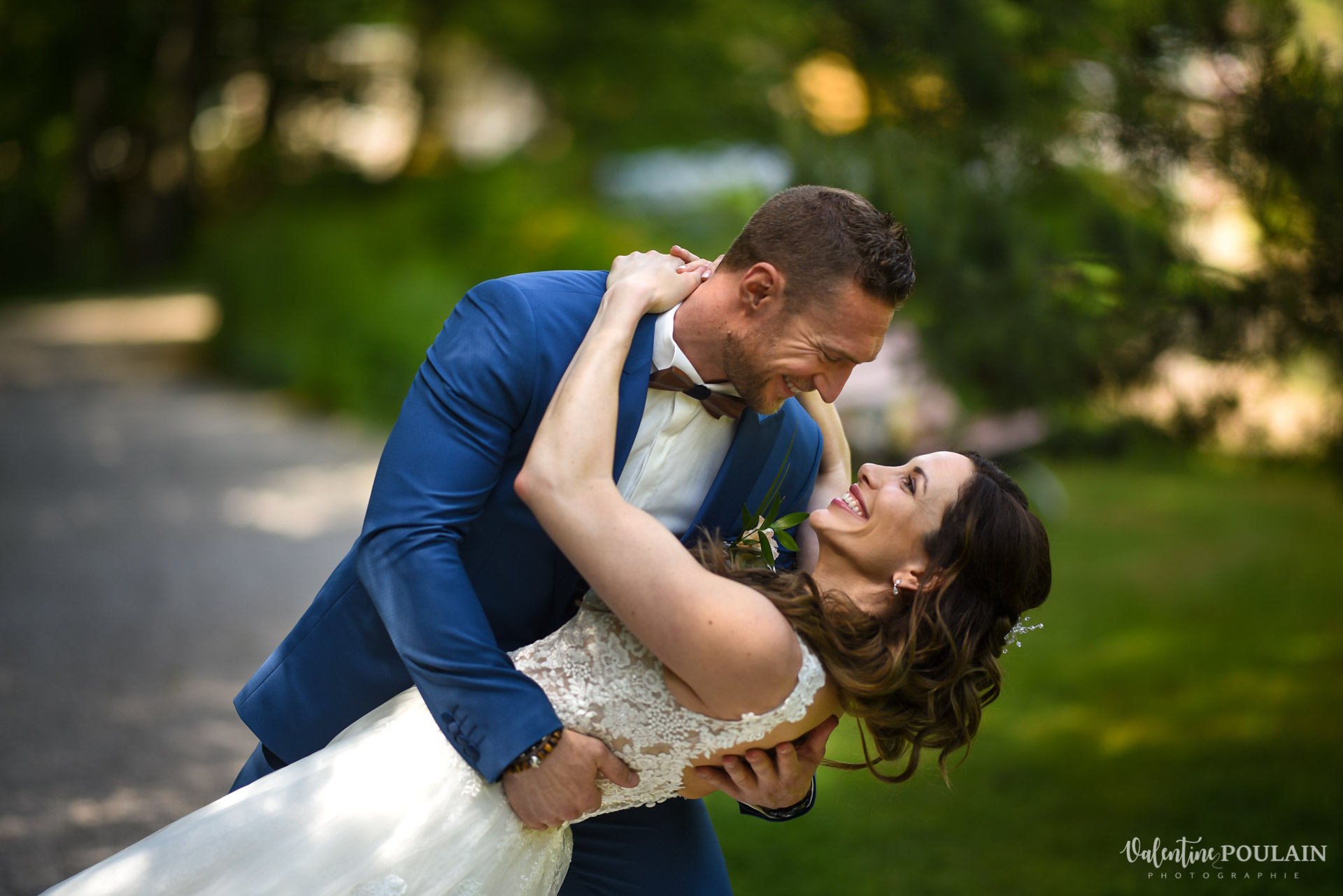 Mariage cérémonie laïque Moulin-de la Mangue - Valentine Poulain romantique