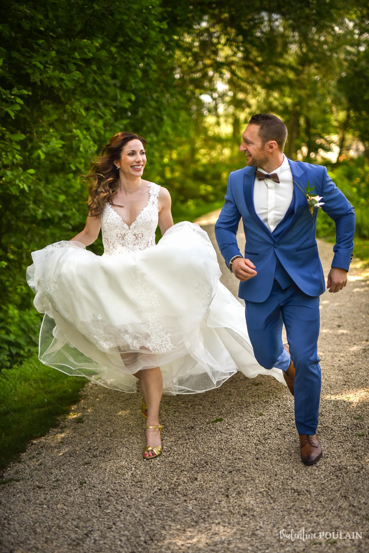 Mariage cérémonie laïque Moulin-de la Mangue - Valentine Poulain course